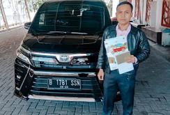 Terimakasih PT. Benzine Indonesia Perkasa atas pembelian unit Toyota Voxy 2.0 AT di Plaza Toyota Tendean dengan Shania!:)